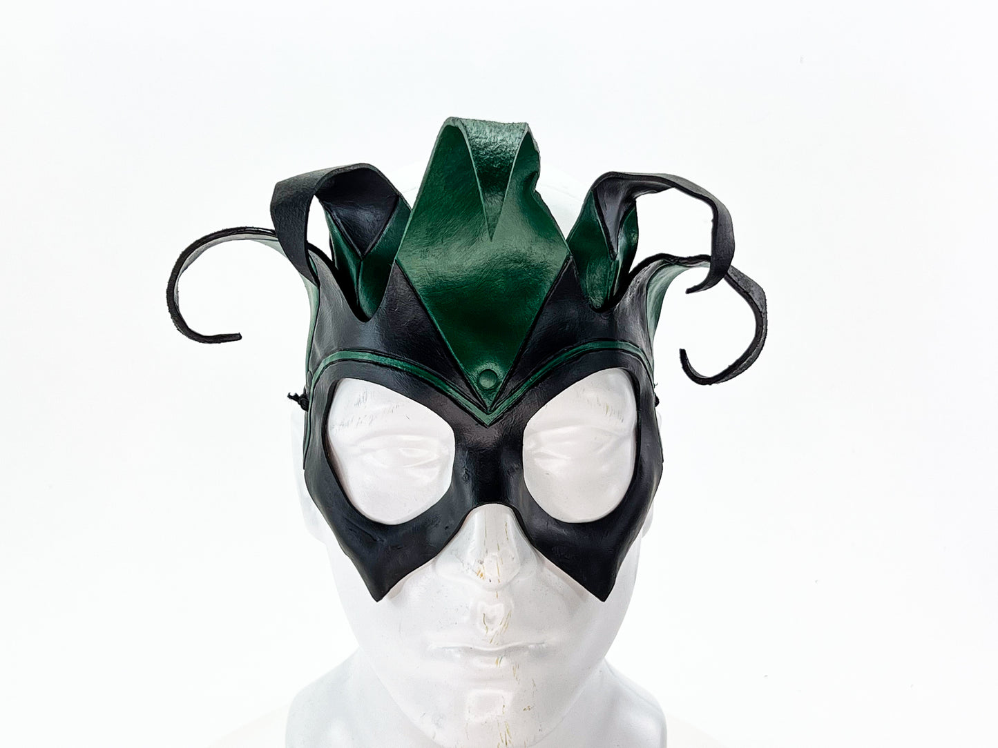 Handmade Genuine Leather Five Point Jester Mask in Green and Black No Bells